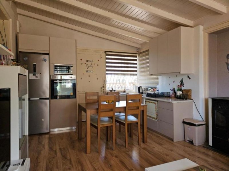 Ag. Varvara bei Sisi Kreta, Ag. Varvara: Bungalow mit großem Olivenhain in der Nähe eines Sandstrandes zu verkaufen Haus kaufen